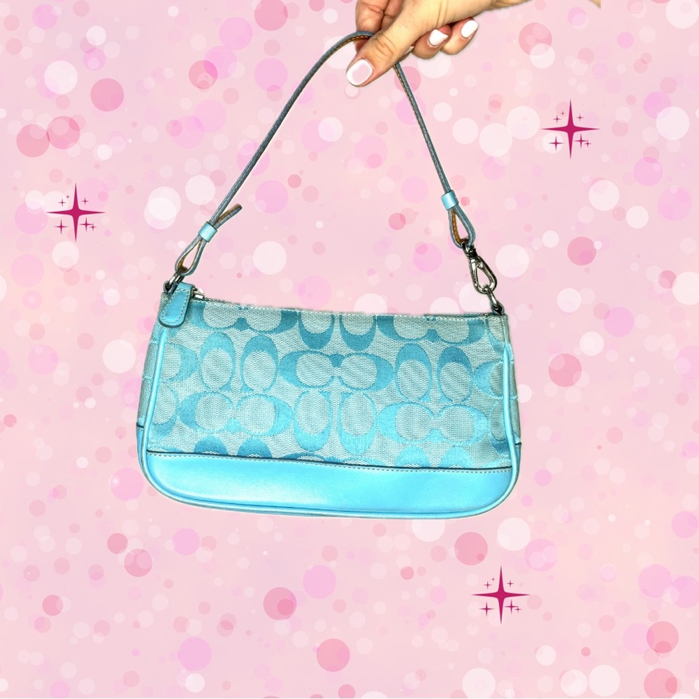 SOLD 🩵 Vintage Y2K Coach Blue Demi Purse 🩵